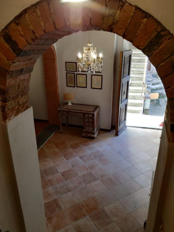 Borgo Antico Lari Exterior foto