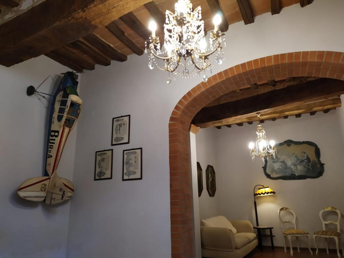 Borgo Antico Lari Exterior foto