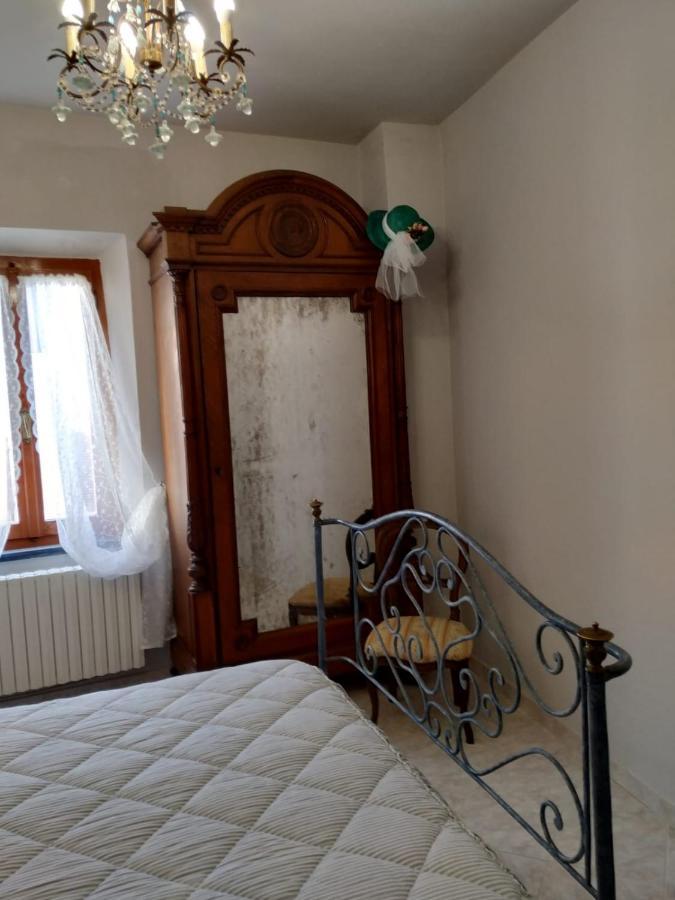 Borgo Antico Lari Exterior foto