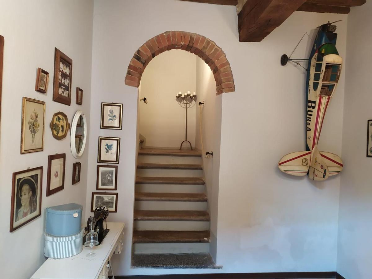 Borgo Antico Lari Exterior foto