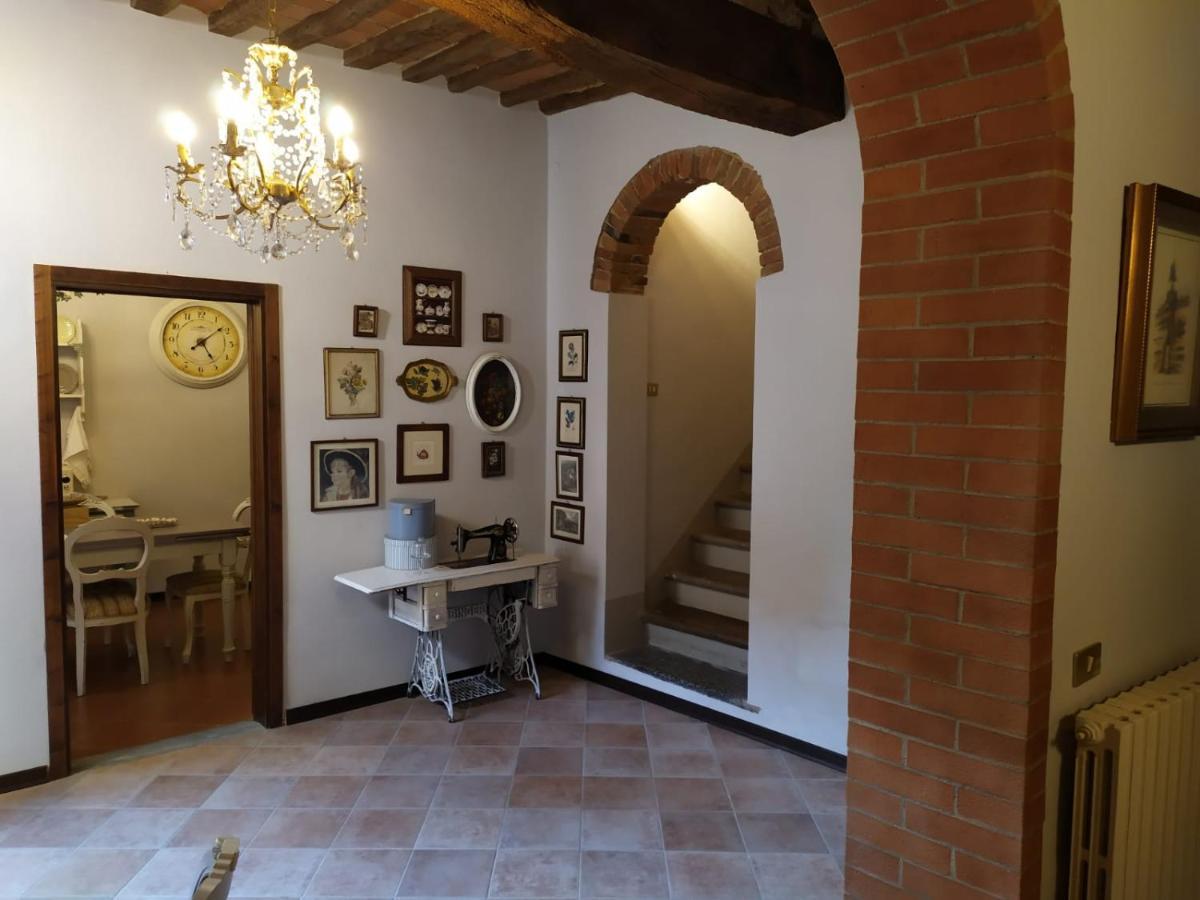 Borgo Antico Lari Exterior foto
